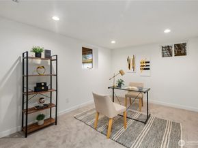 2518 36th Avenue W, Seattle WA 98199