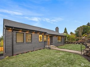 2518 36th Avenue W, Seattle WA 98199