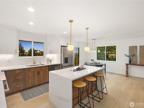 2518 36th Avenue W, Seattle WA 98199