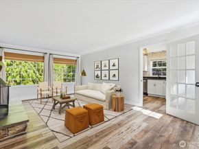 16714 SE Newport Way, Bellevue WA 98006