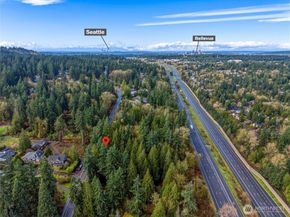 16714 SE Newport Way, Bellevue WA 98006