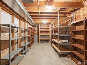 18510 66th Avenue NE, Kenmore WA 98028