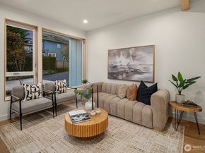 1808 E Mercer Street, Seattle WA 98112