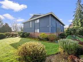 3401 Oaks Avenue 6, Everett WA 98201