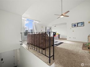 3401 Oaks Avenue 6, Everett WA 98201