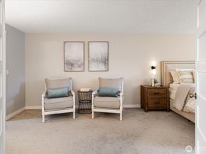 19321 Kenlake Place NE, Kenmore WA 98028