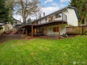 19321 Kenlake Place NE, Kenmore WA 98028