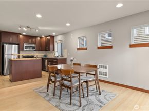 4005 7th Avenue NE, Seattle WA 98105