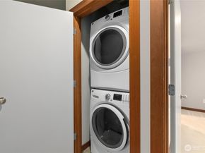 4005 7th Avenue NE, Seattle WA 98105