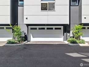 1208 Harrington Avenue NE, Renton WA 98056