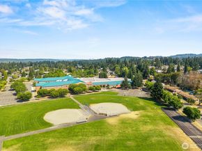 1208 Harrington Avenue NE, Renton WA 98056