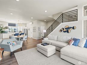 1208 Harrington Avenue NE, Renton WA 98056