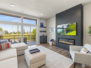 1208 Harrington Avenue NE, Renton WA 98056