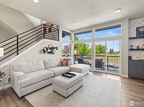 1208 Harrington Avenue NE, Renton WA 98056