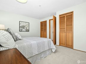 726 N 94th Street B, Seattle WA 98103