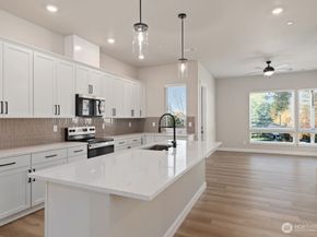 6609 S 128th Street, Seattle WA 98178