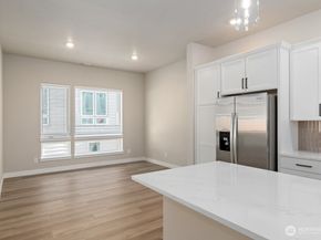 6609 S 128th Street, Seattle WA 98178