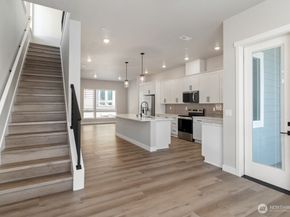 6609 S 128th Street, Seattle WA 98178