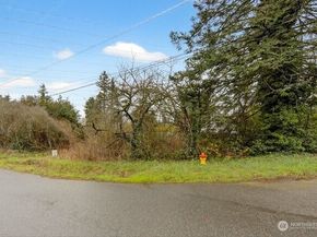 12511 80th Avenue S, Seattle WA 98178