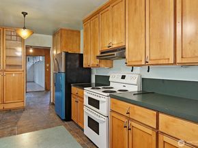 700 Reiten Road, Kent WA 98030