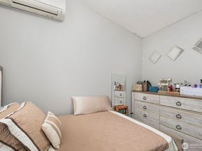 9452 25th Avenue SW, Seattle WA 98106