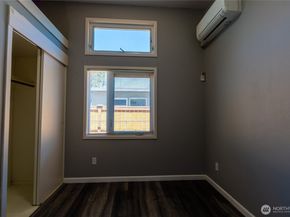 9452 25th Avenue SW, Seattle WA 98106