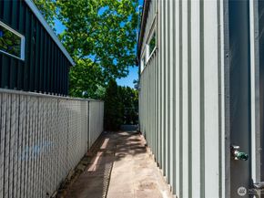 9452 25th Avenue SW, Seattle WA 98106