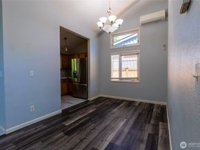 9452 25th Avenue SW, Seattle WA 98106