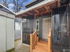 9452 25th Avenue SW, Seattle WA 98106