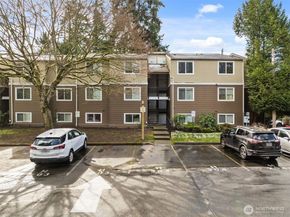 820 Cady Road H203, Everett WA 98203