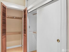 932 21st Avenue, Seattle WA 98122