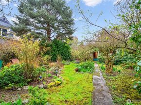 932 21st Avenue, Seattle WA 98122