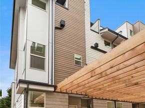 3819 C Fremont Avenue N, Seattle WA 98103