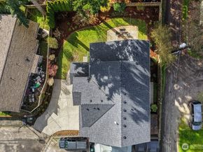 8718 NE 134th Street, Kirkland WA 98034