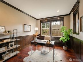 8718 NE 134th Street, Kirkland WA 98034