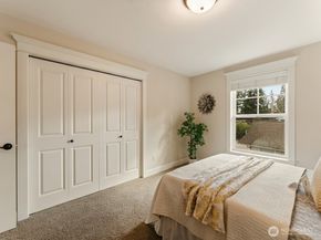 8718 NE 134th Street, Kirkland WA 98034