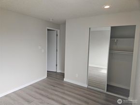 2611 NE 4th 234, Renton WA 98056