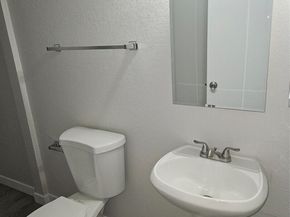 2611 NE 4th 234, Renton WA 98056