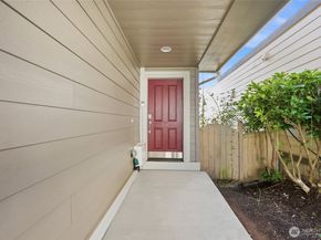 1757 9th Court NE, Issaquah WA 98029