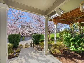 1757 9th Court NE, Issaquah WA 98029