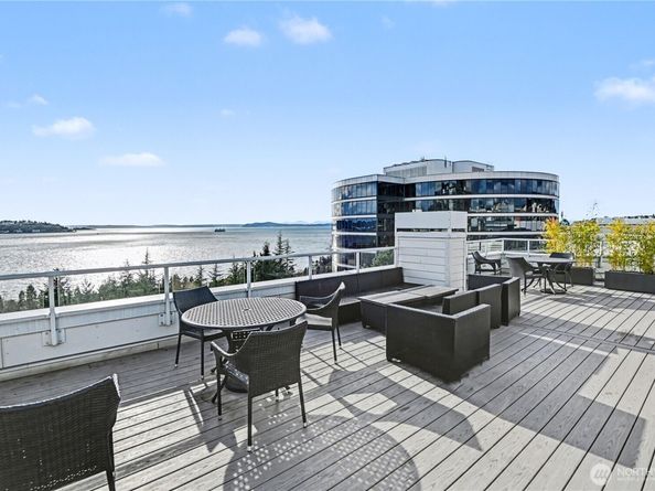 3028 Western Avenue 214, Seattle WA 98121