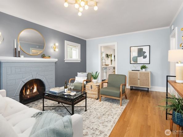 832 NW 67th Street, Seattle WA 98117