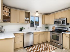 3943 S Lucile Street, Seattle WA 98118