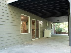 27109 109th Court SE, Kent WA 98030