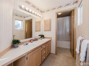 11658 Breckenridge Lane NW, Silverdale WA 98383