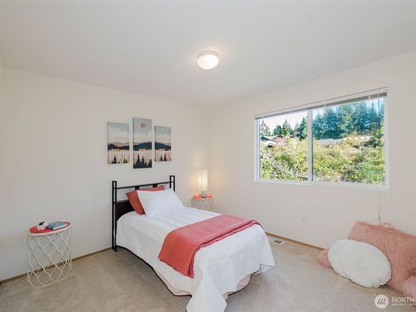 11658 Breckenridge Lane NW, Silverdale WA 98383