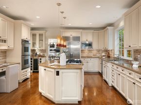 10605 SE 30th Street, Bellevue WA 98004