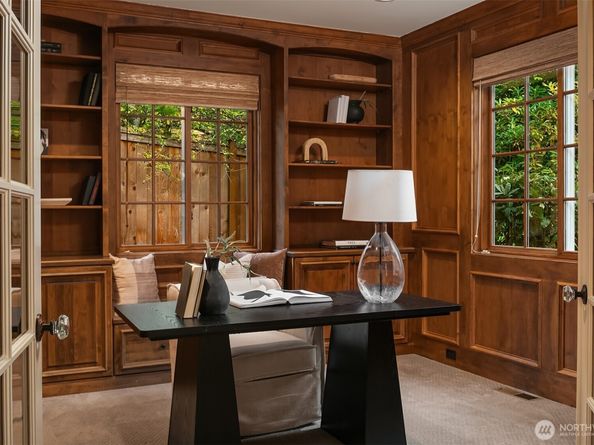 10605 SE 30th Street, Bellevue WA 98004