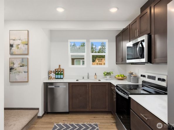 1339 Nolta Loop NE, Bainbridge Island WA 98110