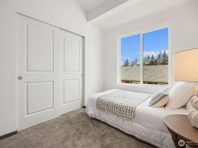 1339 Nolta Loop NE, Bainbridge Island WA 98110